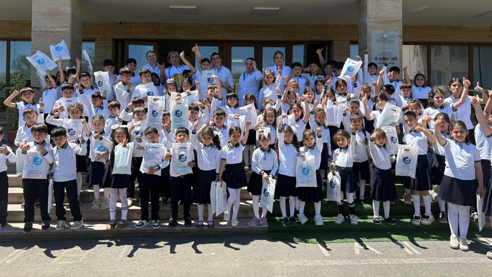 Kiçik ürəklərə böyük qayğı - Səhiyyə Nazirliyindən Uşaqların Beynəlxalq Müdafiəsi Günü münasibətilə Xankəndidə tibbi aksiya